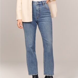 Abercrombie & Fitch Curve Love Ultra High Rise Ankle Straight Jean Medium Wash
